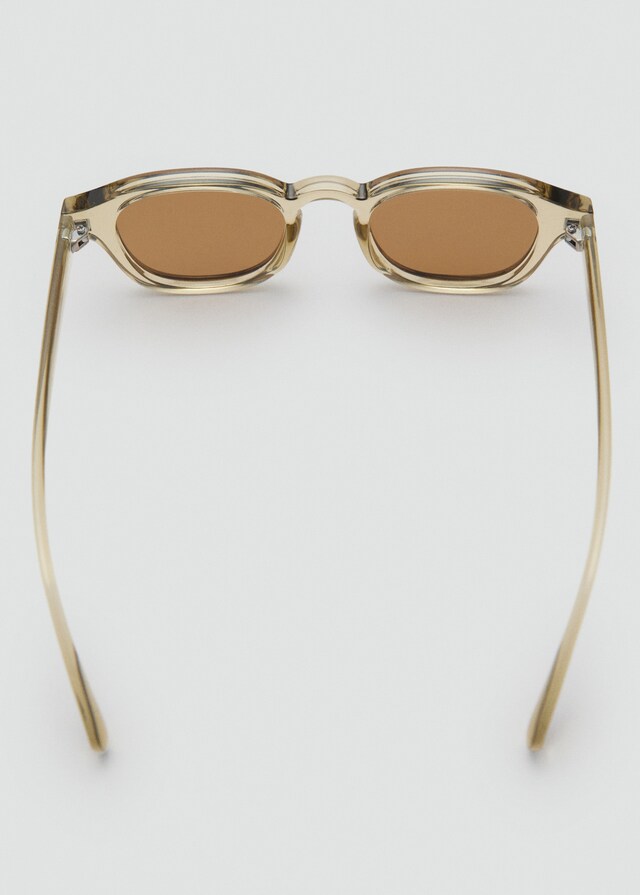 Mango Sonnenbrille mit halbtransparentem Gestell Riesige Rabatte