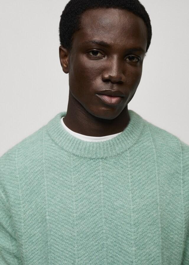 Mango Strukturierter Strickpullover Exklusivangebot
