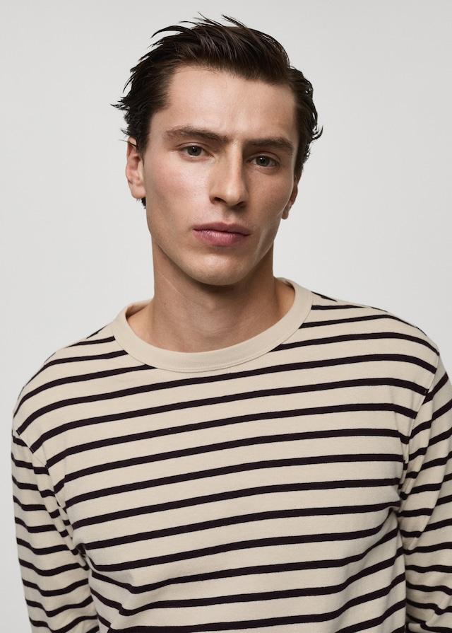 Mango Gestreiftes T-Shirt aus 100 % Baumwolle Kauf eins, bekomm eins gratis