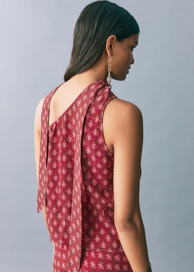 Mango Asymmetrisches Top mit Printmuster Bis zu 50% Rabatt
