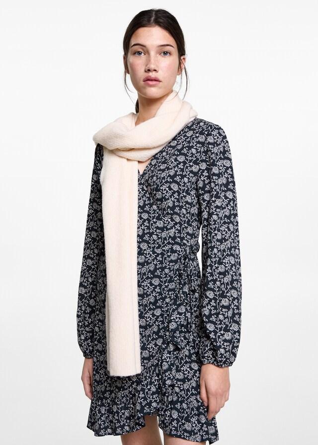Mango Kleid mit Blumendruck Cyber Monday