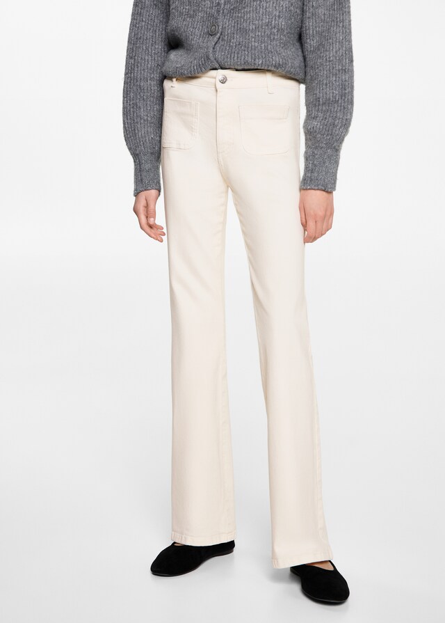 Mango Flared Jeans mit Taschen Muttertagsangebot