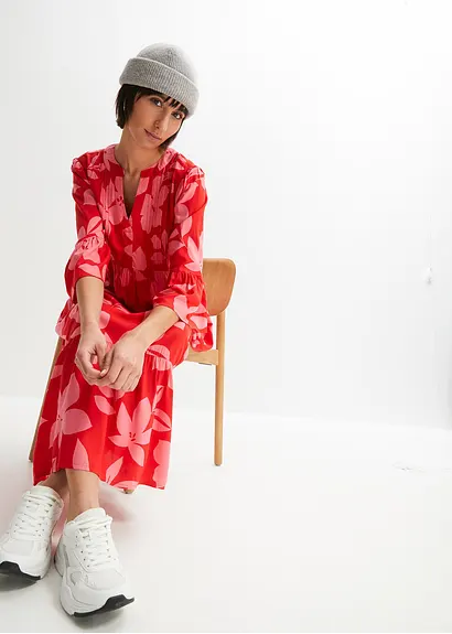 bonprix Geblümtes Maxikleid mit V-Ausschnitt aus nachhaltiger Viskose Begrenztes Angebot