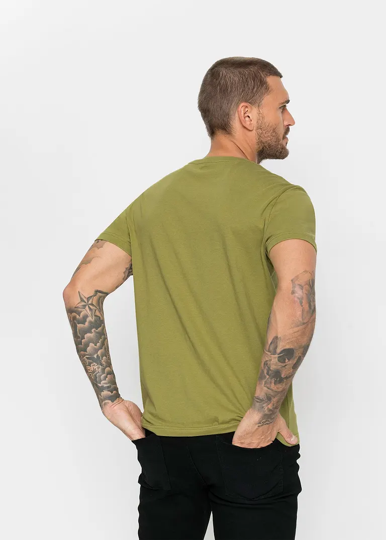 bonprix Schöne T-Shirts im 3er Pack mit kleiner Stickerei auf der Brust Nur noch ein Tag übrig
