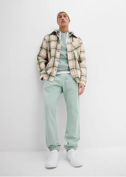 bonprix moderne Basic-Jogginghose im angesagten Loose Fit innen weich angeraut Großer Ausverkauf